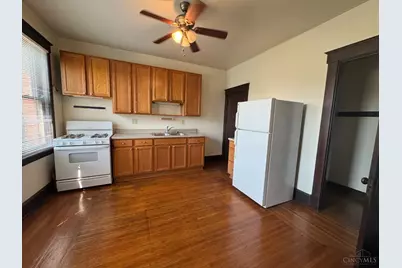 2631 Highland Avenue #3, Cincinnati, OH 45219 - Photo 6