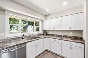5756 Shirl Bar Cir, Miami Township, OH 45150 - Photo 18