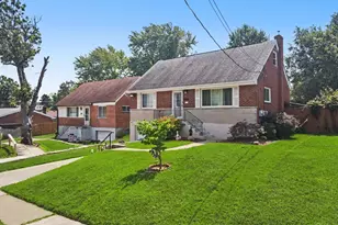 5345 Plumridge Dr, Delhi Township, OH 45238 - Photo 2