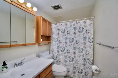 4908 Chalet Drive #403, Saint Bernard, OH 45217 - Photo 12