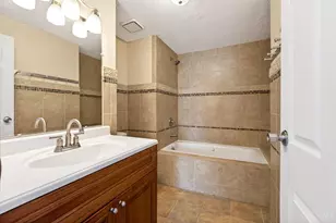 6978 Fallen Oaks Dr, Deerfield Township, OH 45040 - Photo 18