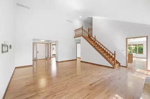 5343 Boomer Rd, Green Township, OH 45247 - Photo 8