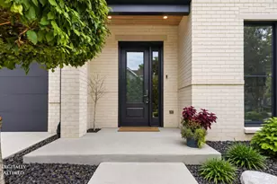 2124 Gold St, Cincinnati, OH 45208 - Photo 2