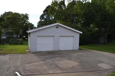 3935 Carrie Avenue, Cheviot, OH 45211 - Photo 6