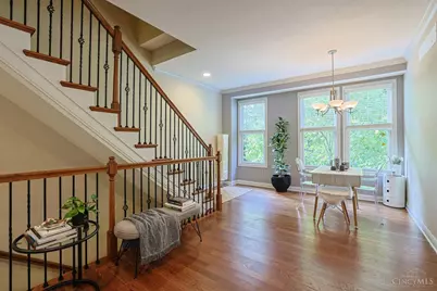 960 Volterra Lane, Cincinnati, OH 45206 - Photo 8