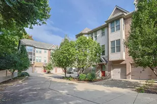 960 Volterra Lane, Cincinnati, OH 45206 - Photo 2
