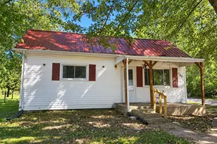 150 N Fairfield St, Leesburg, OH 45135 - Photo 1