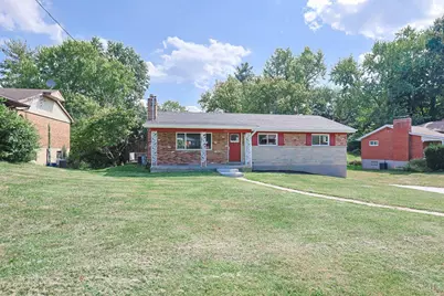 2079 Arrowood Place, Springfield Township, OH 45231 - Photo 2