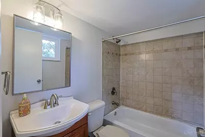 2079 Arrowood Place, Springfield Township, OH 45231 - Photo 18