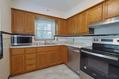 5631 Colerain Avenue, Cincinnati, OH 45239 - Photo 38