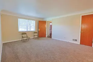 5631 Colerain Ave, Cincinnati, OH 45239 - Photo 8