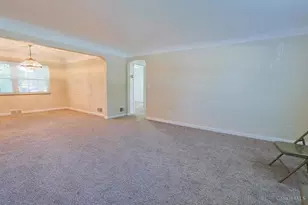 5631 Colerain Ave, Cincinnati, OH 45239 - Photo 10