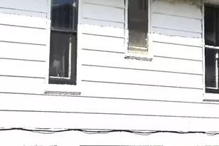 1325 Campbell Ave, Hamilton, OH 45011 - Photo 6