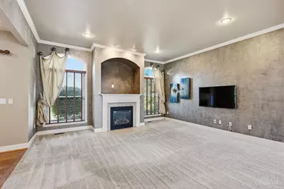 8124 Aster Court, Liberty Township, OH 45044 - Photo 10