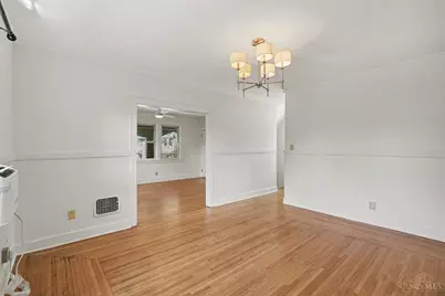 527 Flatt Terrace, Cincinnati, OH 45232 - Photo 8