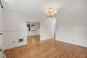 527 Flatt Terrace, Cincinnati, OH 45232 - Photo 8