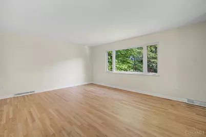 9169 Wintergreen Drive, West Chester, OH 45069 - Photo 8