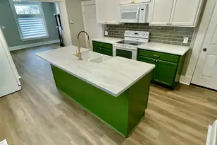 4368 Eastern Ave, Cincinnati, OH 45226 - Photo 6