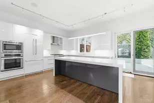 404 Baum St, Cincinnati, OH 45202 - Photo 14
