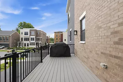 3118 Woodburn Avenue, Cincinnati, OH 45207 - Photo 12