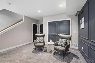 3118 Woodburn Ave, Cincinnati, OH 45207 - Photo 4