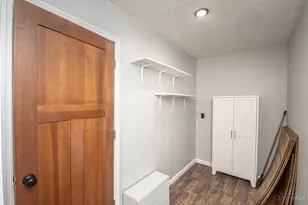 1482 Cobblestone St, Riverside, OH 45432 - Photo 8