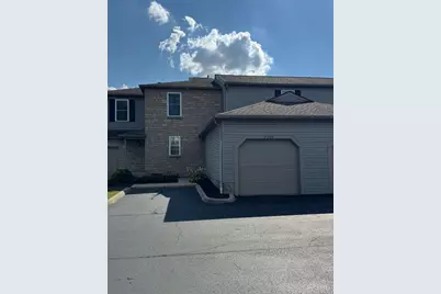 2203 Teardrop Avenue #34B, Columbus,  43235 - Photo 1