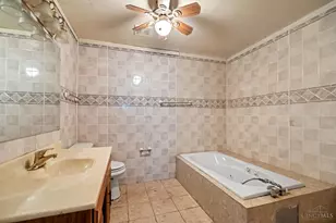 5204 Lillian Dr, Cincinnati, OH 45237 - Photo 16