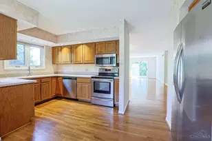 2218 Sweetbriar Ln, Cincinnati, OH 45239 - Photo 18