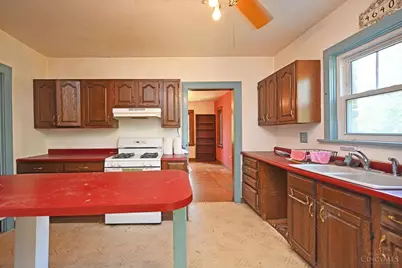 4640 Hamilton Avenue, Cincinnati, OH 45223 - Photo 22