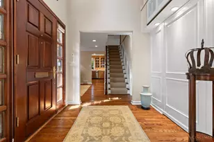 3914 Middleton Ct, Cincinnati, OH 45220 - Photo 2