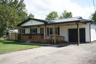 60 Maple St, Mowrystown, OH 45171 - Photo 1