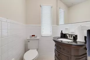 699 Eversole Rd, Anderson Township, OH 45230 - Photo 24