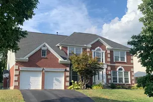 334 Glensford Dr, Springdale, OH 45246 - Photo 1
