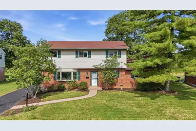 3162 Sunnyhollow Lane, Green Township, OH 45239 - Photo 2