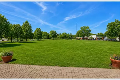 25 Farragut Road, Green Hills, OH 45218 - Photo 34