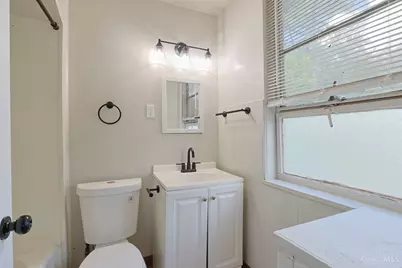 25 Farragut Road, Green Hills, OH 45218 - Photo 10
