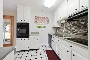 2536 Bracebridge Dr, Cincinnati, OH 45231 - Photo 14