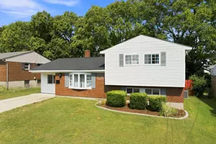2536 Bracebridge Dr, Cincinnati, OH 45231 - Photo 2