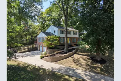 359 Woodknoll Terrace, Cincinnati, OH 45215 - Photo 2