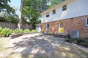 359 Woodknoll Terrace, Wyoming, OH 45215 - Photo 44