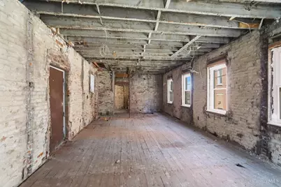1637 Hughes Street, Cincinnati, OH 45202 - Photo 14