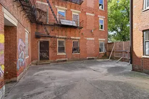1637 Hughes St, Cincinnati, OH 45202 - Photo 22