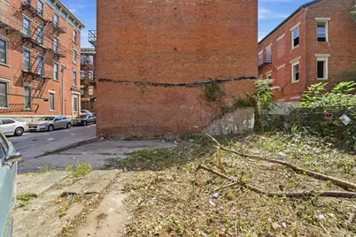 1637 Hughes Street, Cincinnati, OH 45202 - Photo 10