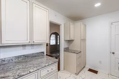 3168 Queen City Avenue, Cincinnati, OH 45238 - Photo 10