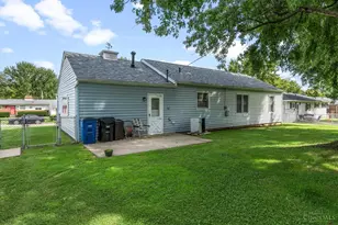 731 Crestview Dr, Wilmington, OH 45177 - Photo 4
