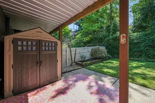 991 Paradrome St, Cincinnati, OH 45202 - Photo 8