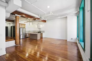 607 Main St, Cincinnati, OH 45202 - Photo 2