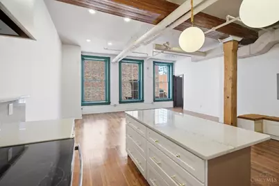 607 Main Street #11, Cincinnati, OH 45202 - Photo 10