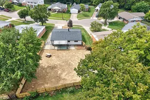 10944 Lemarie Dr, Sharonville, OH 45241 - Photo 8